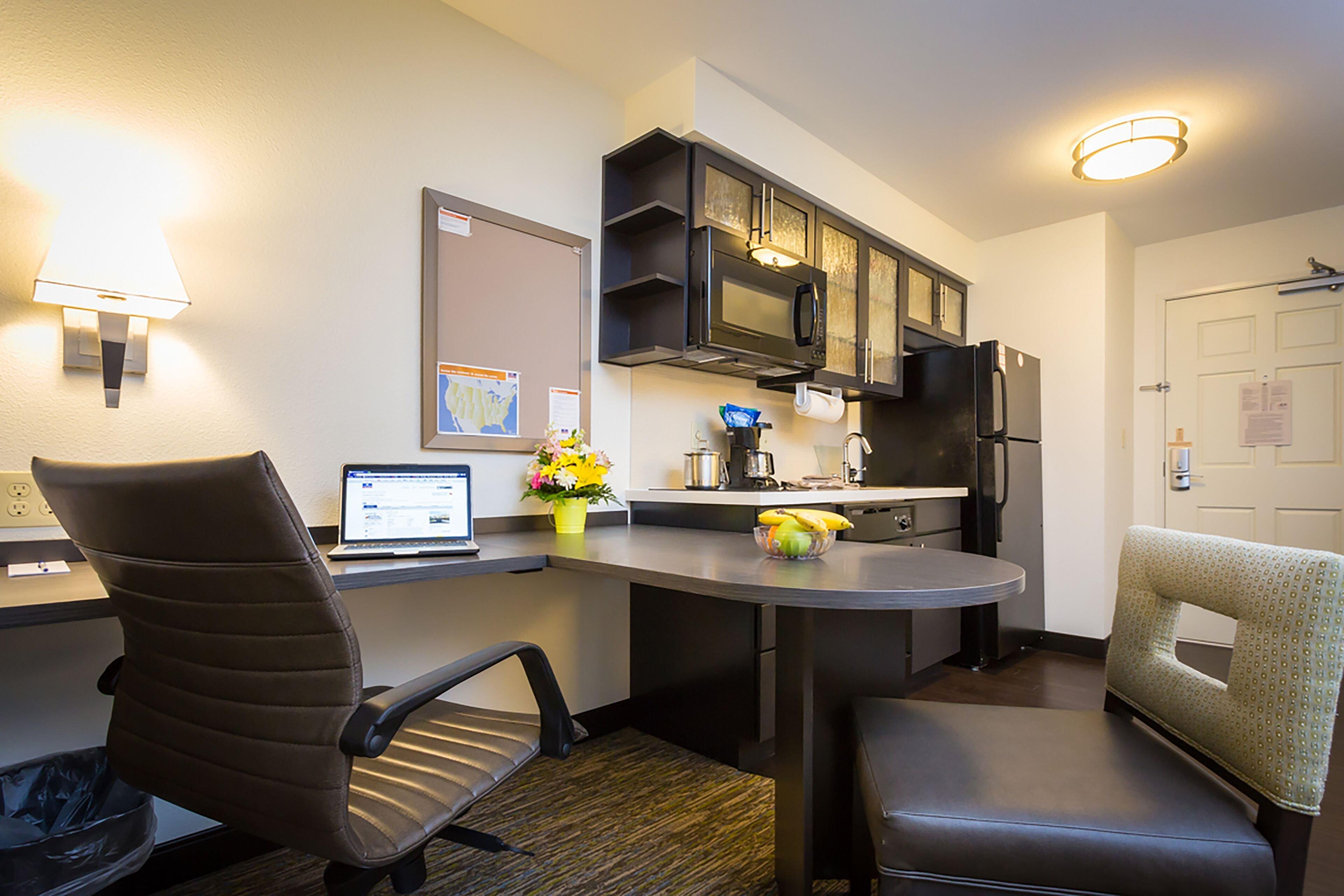 Candlewood Suites Sidney By Ihg Exterior foto