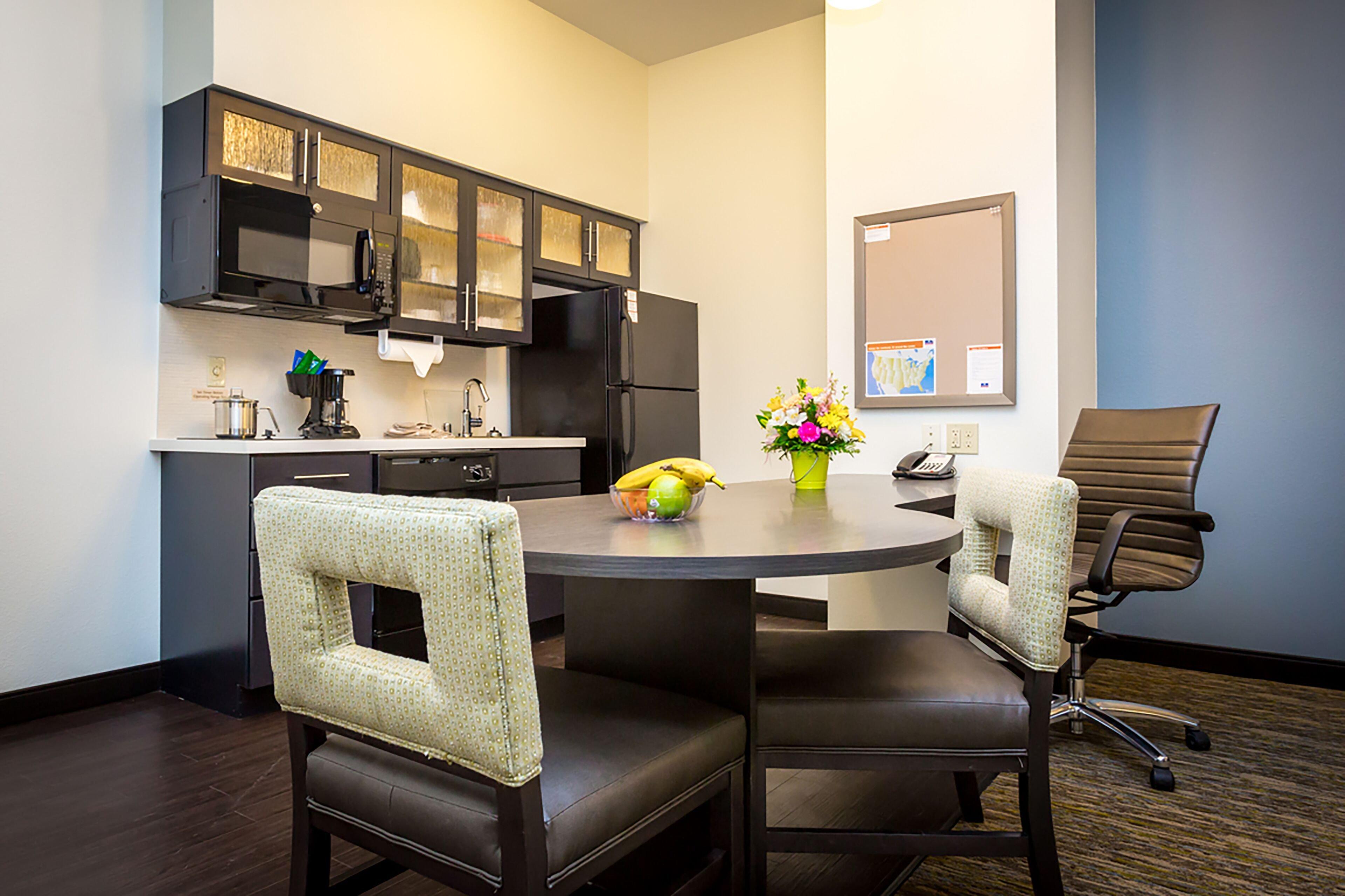 Candlewood Suites Sidney By Ihg Exterior foto